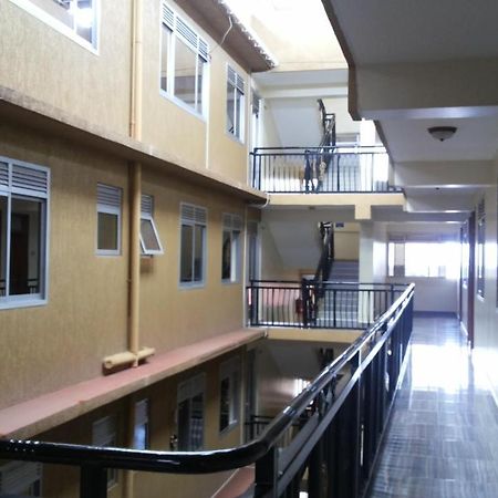 Hotel Good News Lira Екстериор снимка
